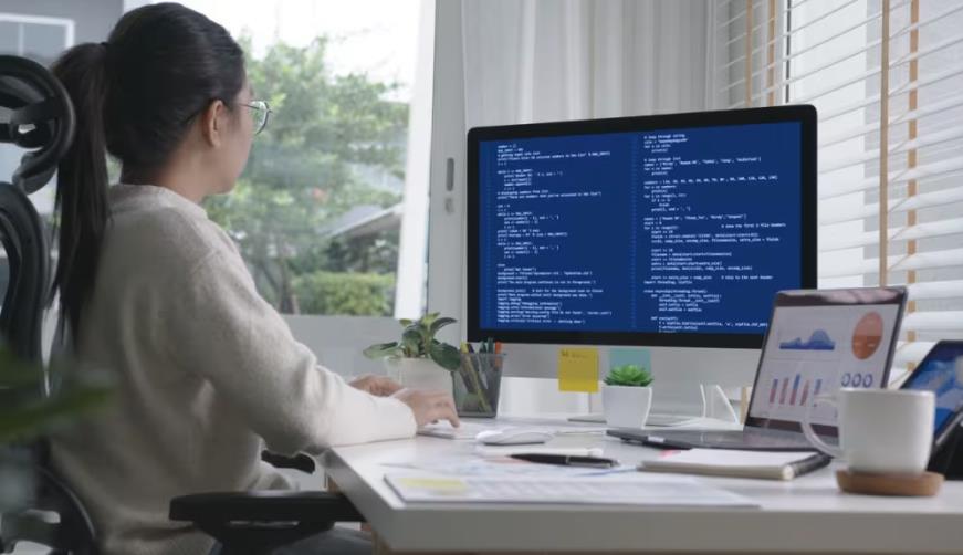 万州区企业数字化解决方案:机器学习赋能商业模式升级的核心路径